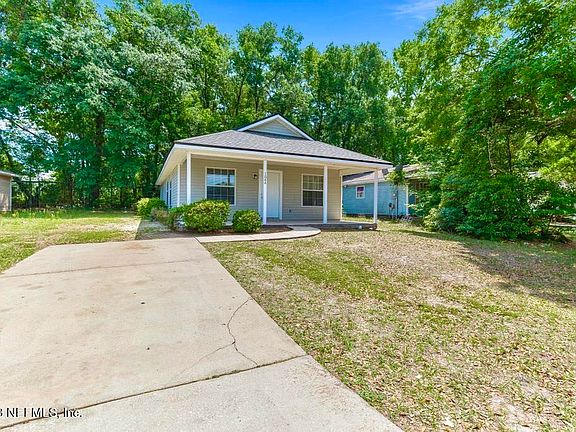 2nd image of 1644 GOLF FOREST Drive