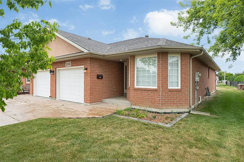 2 bed, $2,500 — Photo 2
