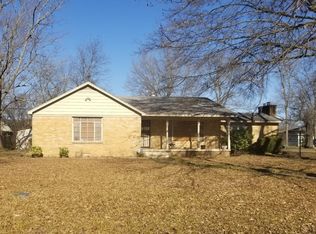 506 W 4th St, Lonoke, AR 72086