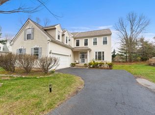 55 Hansom Rd, Basking Ridge, NJ 07920
