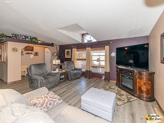 5th image of 1885 Heartwood Dr
