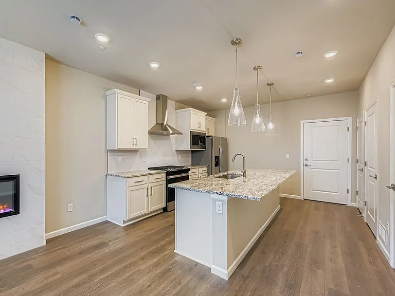 2755 Bear Springs Cir — Photo 19