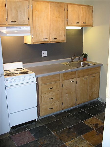149 Morton Slate Kitchen