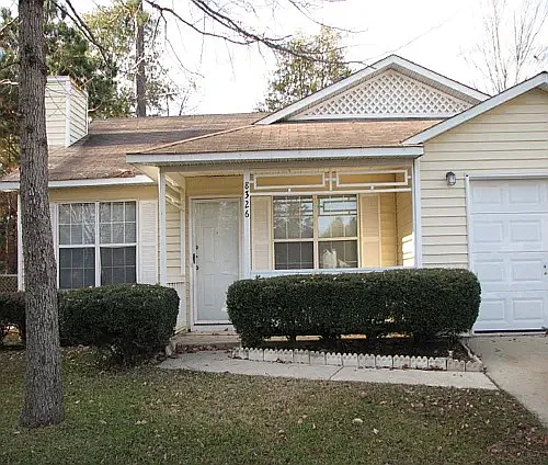 8326 Kamberley Ct