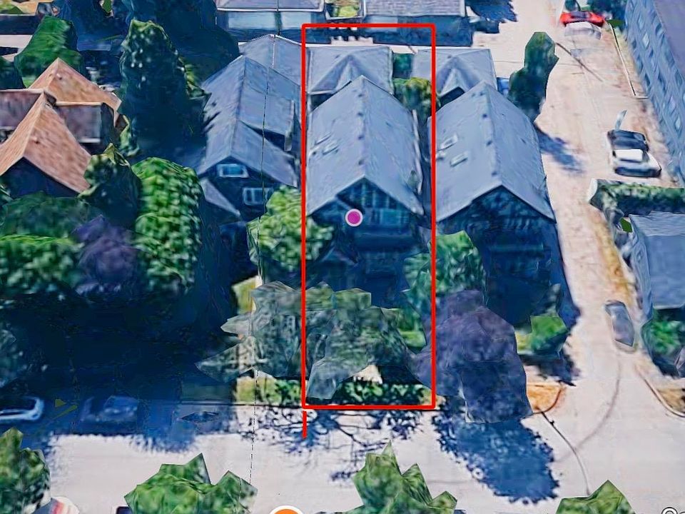2nd image of 2084 W 42nd Ave