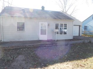717 Sherwood Ter, Champaign, IL