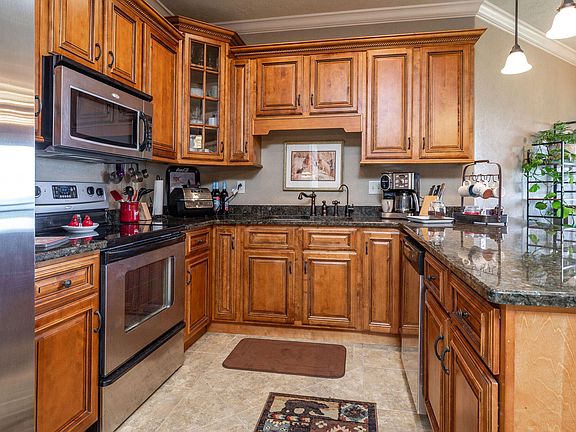 5th image of 123 Royal Vista Drive #505