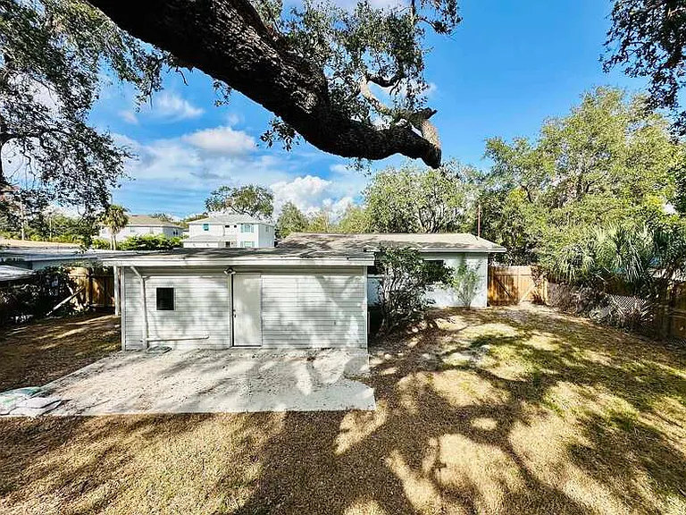 2928 W Elrod Ave — Photo 38