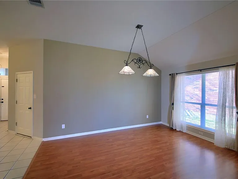 129 Copperwood Loop — Photo 8