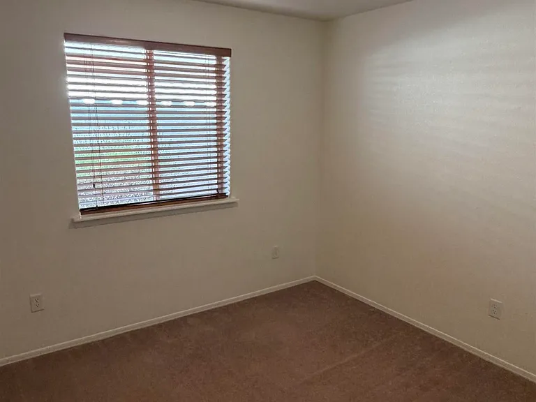 3090 S Ragen Dr — Photo 12