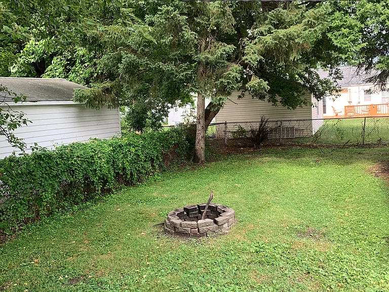 3238 Grayson St — Photo 10