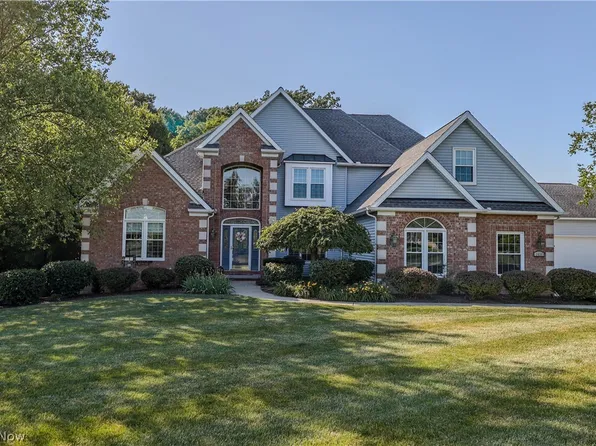 6429 S Rim Cir, Valley City, OH 44280