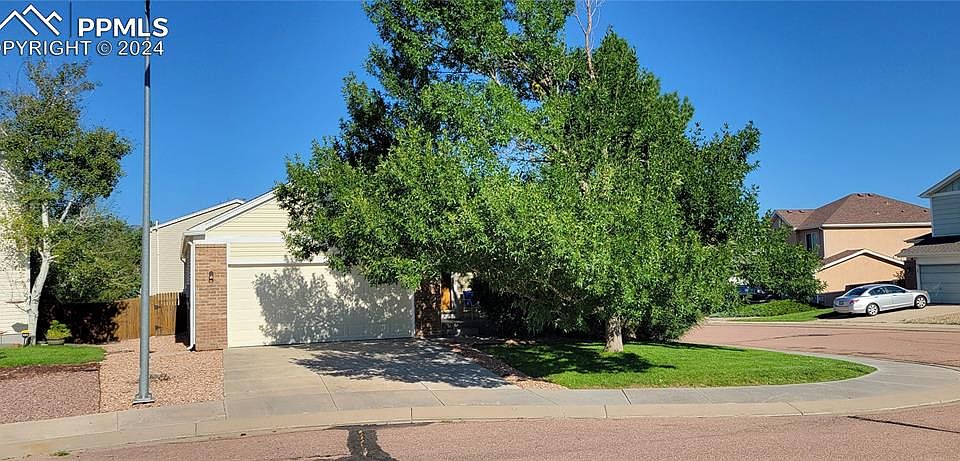 1st image of 8210 Oakton Ct