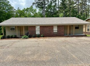 148 Cameron Rd #B, Hattiesburg, MS 39402
