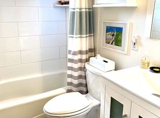 1404 Cambridge St, Novato, CA 94947