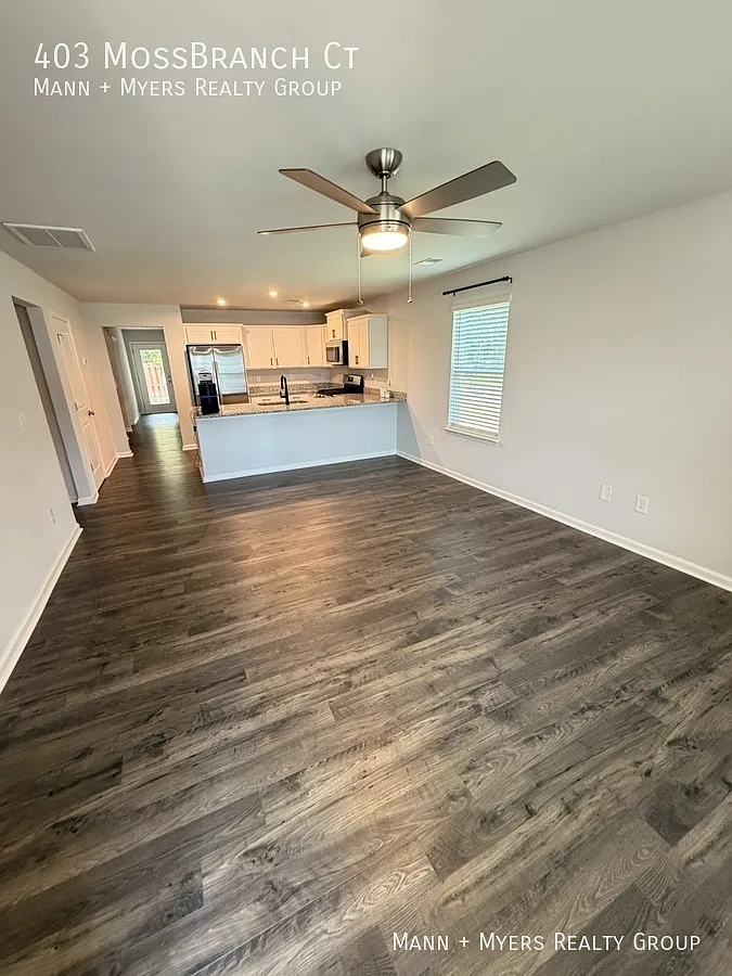 3 bed, 1635 sqft, $2,095 — Photo 4