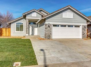 4 Harmony Ct, Pittsburg, CA 94565