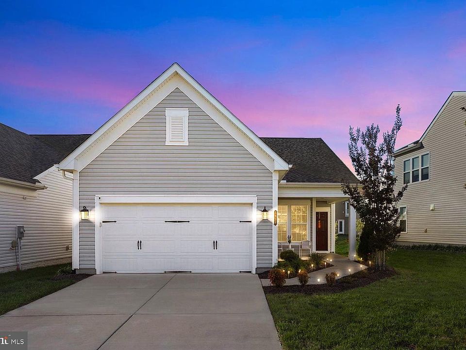 1st image of 5934 Avery Point Dr