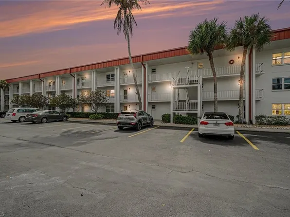 1700 Pine Valley DR #205, FORT MYERS, FL 33907