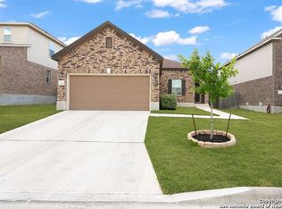 1319 Hawk Ct, San Antonio, TX 78245