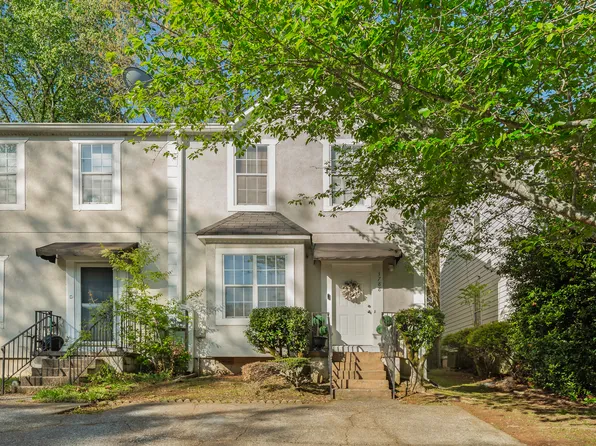3780 Meadow Creek Dr, Peachtree Corners, GA 30092