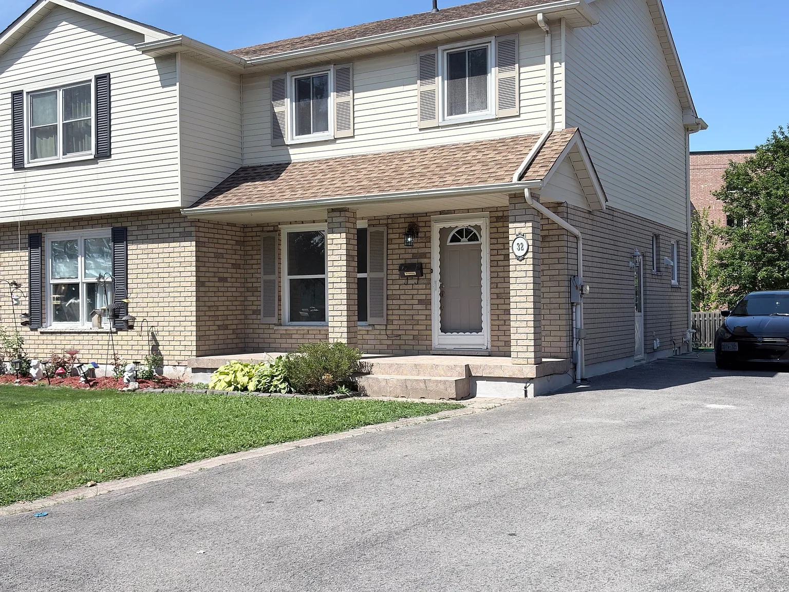 3 bed, $2,500 — Photo 2