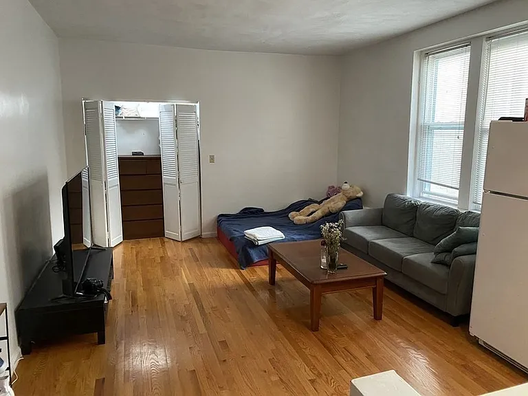 1427 Commonwealth Ave #204 — Photo 3