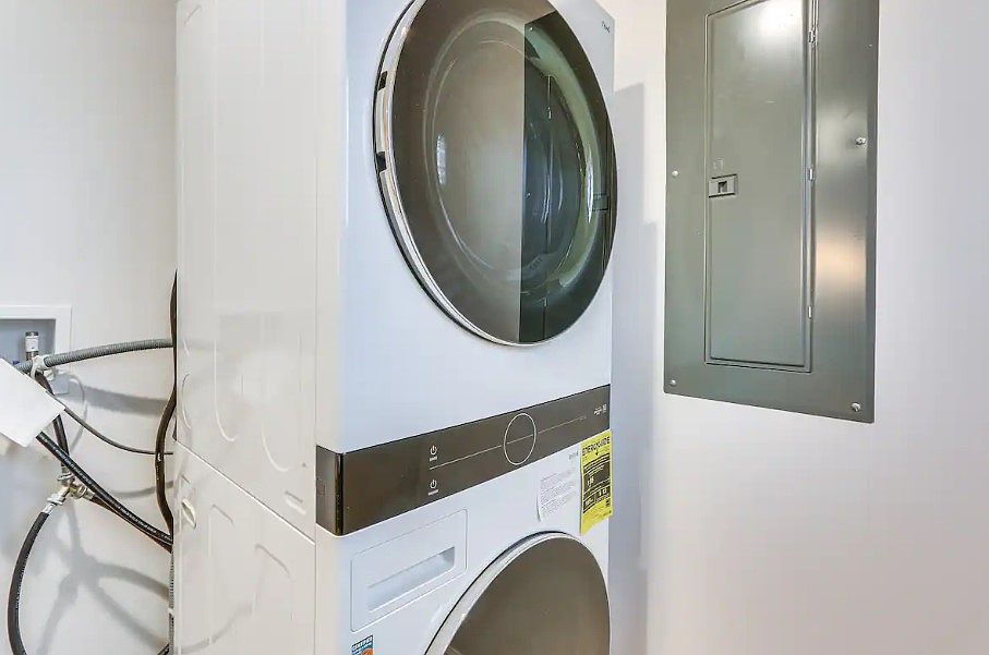 Washer/Dryer (Brand New)