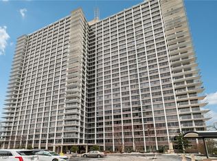 12700 Lake Ave APT 505, Lakewood, OH 44107