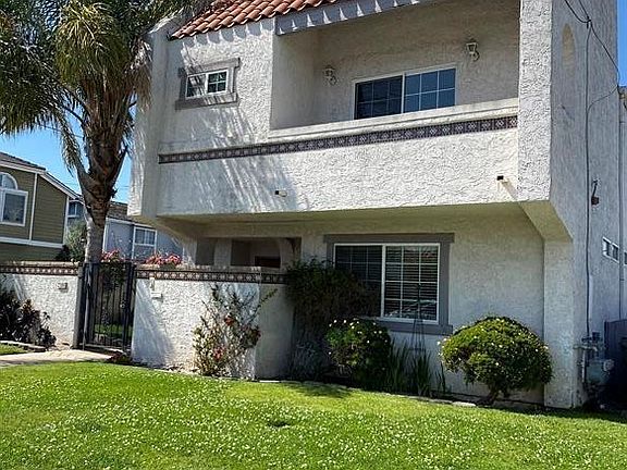 2nd image of 2101 Plant Ave #A