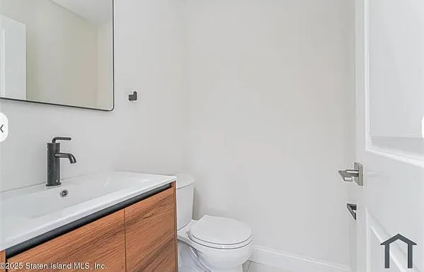 670 Arden Ave — Photo 10