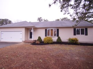 722 Amherst Rd, Lanoka Harbor, NJ 08734