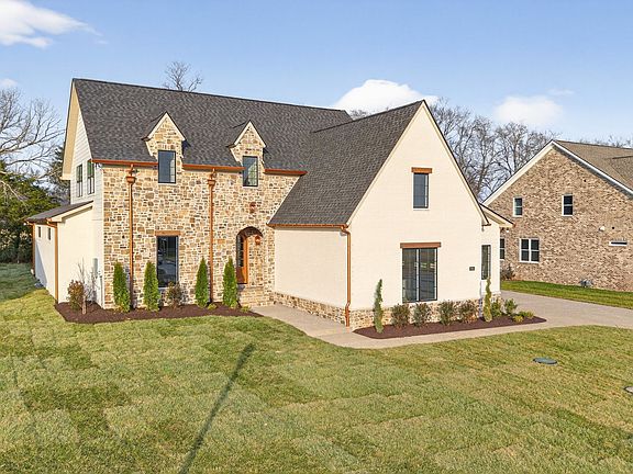 2nd image of 1705 Martha Washington Way #10