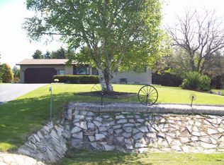 8223 Pigeon Lake Rd, Valders, WI 54245