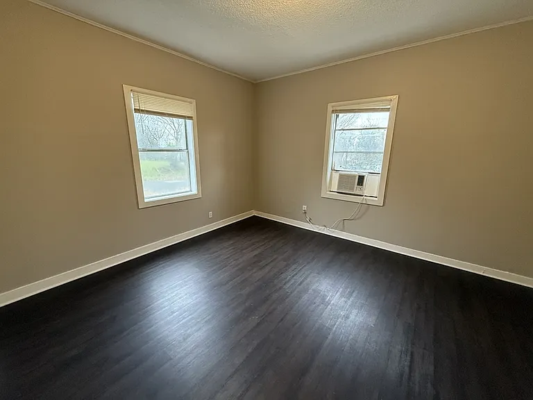 852 Ioka Ave — Photo 14