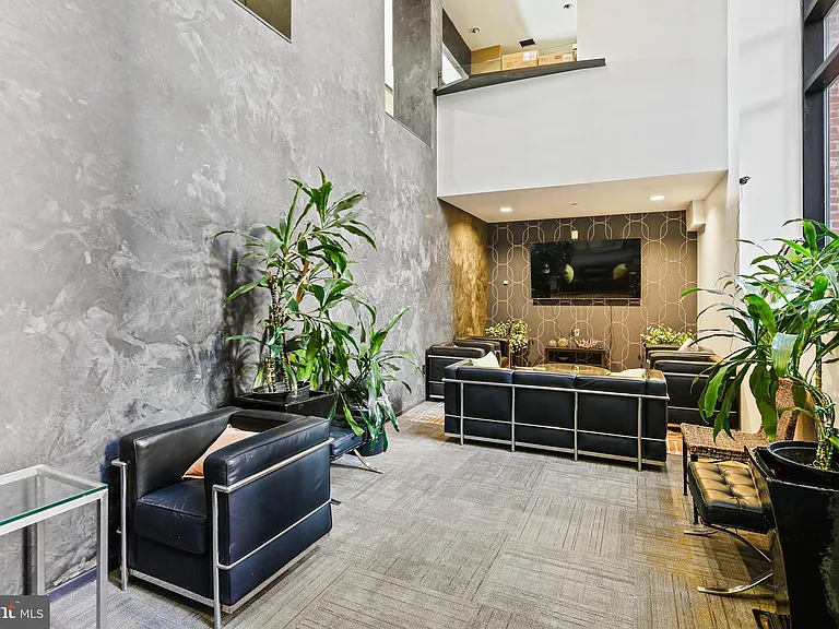 1211 Light St #308 — Photo 27