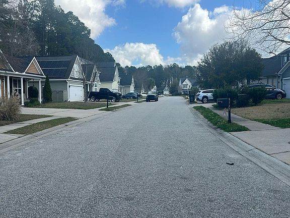 4th image of 8537 Sentry Cir