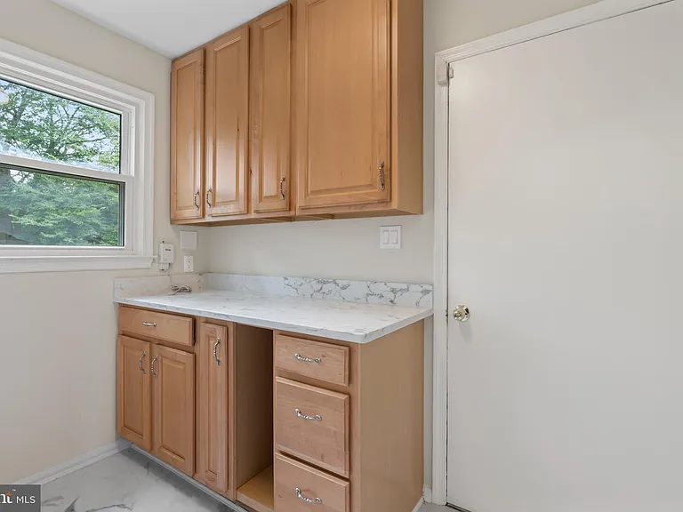 17004 Cashell Rd — Photo 9