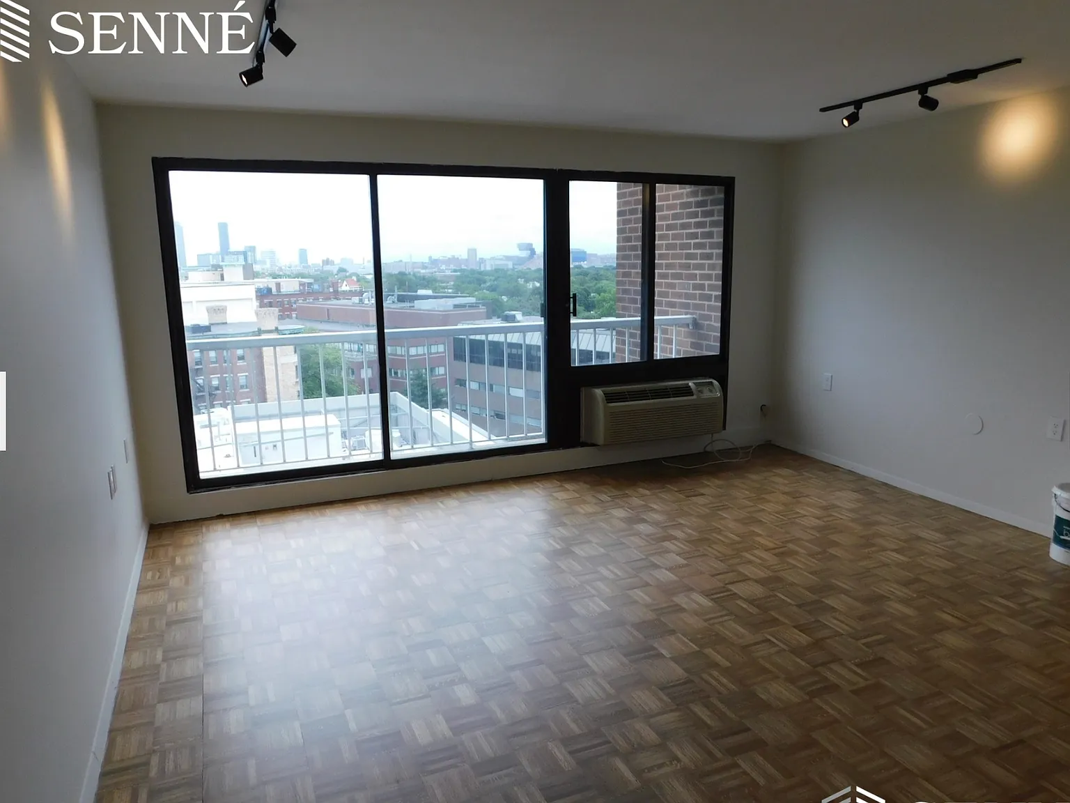 2 bed, 877 sqft, $4,200 — Photo 2
