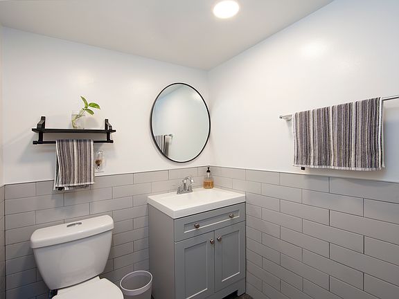 5th image of 10 E 118th St Fl 2
