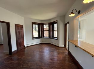 202 Bridge St FLOOR 2, Mont Clare, PA 19453