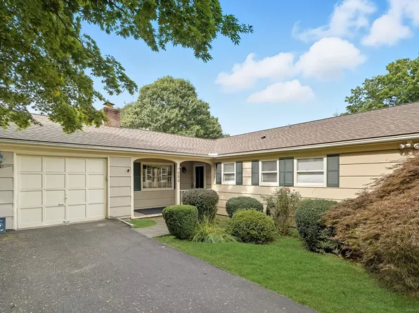235 Lovers Lane, Fairfield, CT 06824
