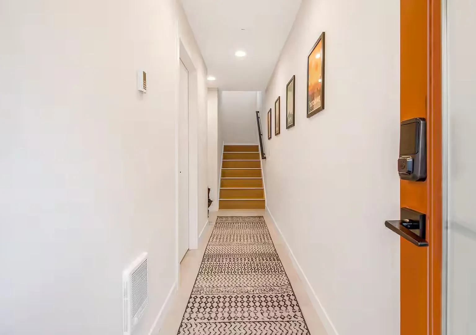 2Bd/2.5Ba Seattle Townhome — Photo 2