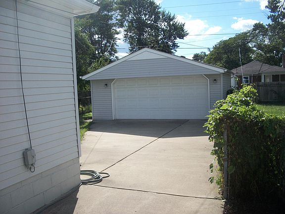 2 car garage