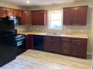 38 Perham St FLOOR 1, Nashua, NH 03064