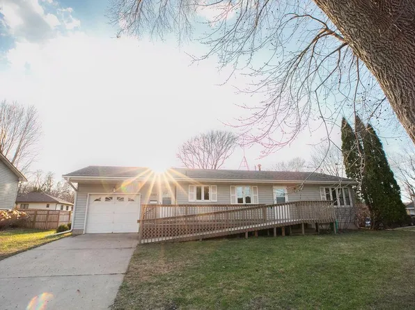 581 Pleasant St, Dassel, MN 55325