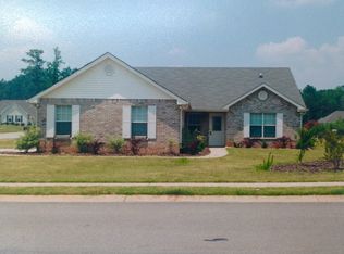 335 Weatherly Dr, Fayetteville, GA 30214