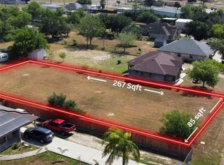 2200 Flores Dr N, Mission, TX 78572