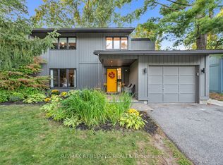 22 Inuvik Cres, Ottawa, ON K2L 1A2