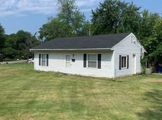 1203 Maple Ave, Saint Louis, MO 63138